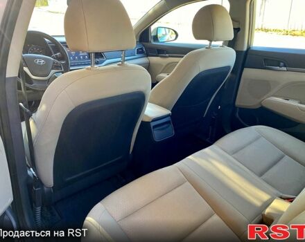 Сірий Хендай Елантра, об'ємом двигуна 2 л та пробігом 119 тис. км за 11600 $, фото 11 на Automoto.ua