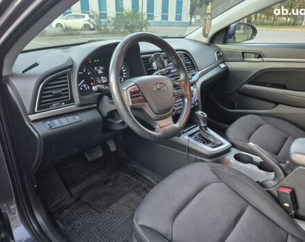 Серый Хендай Элантра, объемом двигателя 1.6 л и пробегом 109 тыс. км за 14000 $, фото 7 на Automoto.ua