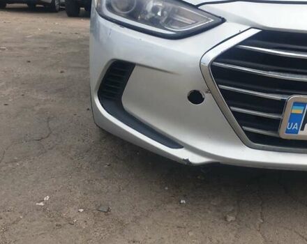 Серый Хендай Элантра, объемом двигателя 1.8 л и пробегом 380 тыс. км за 7800 $, фото 4 на Automoto.ua