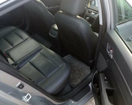 Серый Хендай Элантра, объемом двигателя 2 л и пробегом 90 тыс. км за 14000 $, фото 6 на Automoto.ua