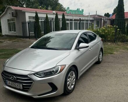 Серый Хендай Элантра, объемом двигателя 2 л и пробегом 173 тыс. км за 10850 $, фото 1 на Automoto.ua