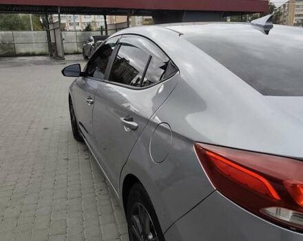 Серый Хендай Элантра, объемом двигателя 2 л и пробегом 179 тыс. км за 13800 $, фото 6 на Automoto.ua