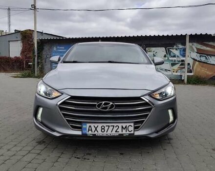 Серый Хендай Элантра, объемом двигателя 2 л и пробегом 179 тыс. км за 13800 $, фото 2 на Automoto.ua