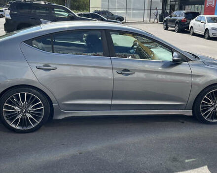 Серый Хендай Элантра, объемом двигателя 1.59 л и пробегом 110 тыс. км за 13000 $, фото 4 на Automoto.ua