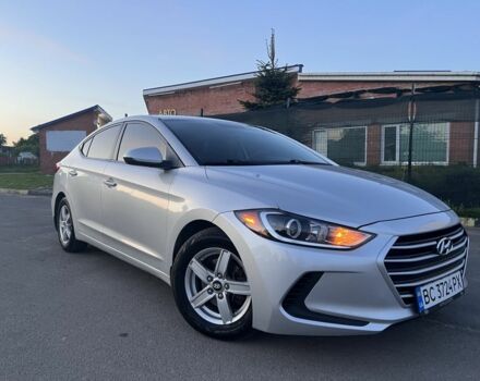 Серый Хендай Элантра, объемом двигателя 2 л и пробегом 190 тыс. км за 9500 $, фото 2 на Automoto.ua