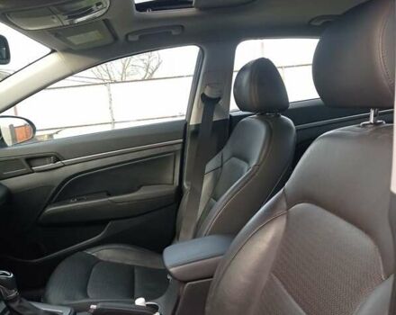 Серый Хендай Элантра, объемом двигателя 2 л и пробегом 90 тыс. км за 14000 $, фото 11 на Automoto.ua