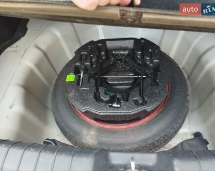 Сірий Хендай Елантра, об'ємом двигуна 1.59 л та пробігом 240 тис. км за 9500 $, фото 15 на Automoto.ua