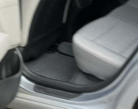 Серый Хендай Элантра, объемом двигателя 2 л и пробегом 115 тыс. км за 12000 $, фото 13 на Automoto.ua