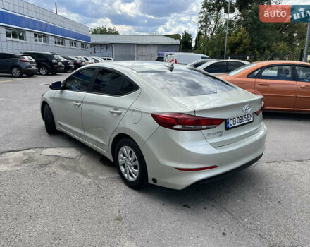 Серый Хендай Элантра, объемом двигателя 2 л и пробегом 135 тыс. км за 12300 $, фото 2 на Automoto.ua