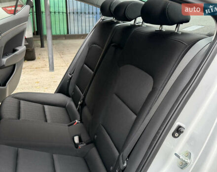 Серый Хендай Элантра, объемом двигателя 1.6 л и пробегом 47 тыс. км за 15800 $, фото 54 на Automoto.ua