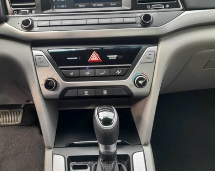 Серый Хендай Элантра, объемом двигателя 2 л и пробегом 69 тыс. км за 11500 $, фото 8 на Automoto.ua