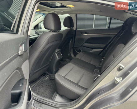 Сірий Хендай Елантра, об'ємом двигуна 2 л та пробігом 148 тис. км за 9900 $, фото 10 на Automoto.ua