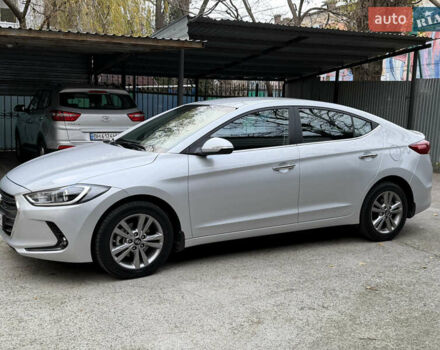 Серый Хендай Элантра, объемом двигателя 1.6 л и пробегом 47 тыс. км за 15800 $, фото 5 на Automoto.ua