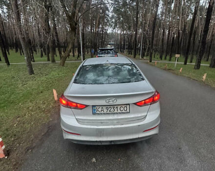 Серый Хендай Элантра, объемом двигателя 2 л и пробегом 161 тыс. км за 7300 $, фото 5 на Automoto.ua