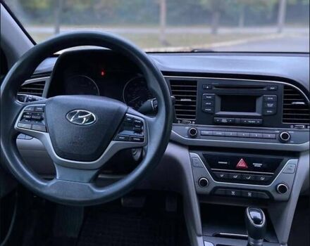 Серый Хендай Элантра, объемом двигателя 1.4 л и пробегом 189 тыс. км за 12300 $, фото 8 на Automoto.ua