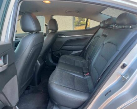 Сірий Хендай Елантра, об'ємом двигуна 2 л та пробігом 68 тис. км за 4600 $, фото 9 на Automoto.ua