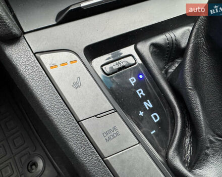 Сірий Хендай Елантра, об'ємом двигуна 2 л та пробігом 148 тис. км за 9900 $, фото 15 на Automoto.ua