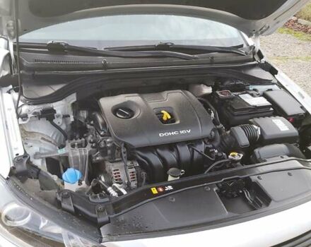 Серый Хендай Элантра, объемом двигателя 2 л и пробегом 93 тыс. км за 10800 $, фото 5 на Automoto.ua