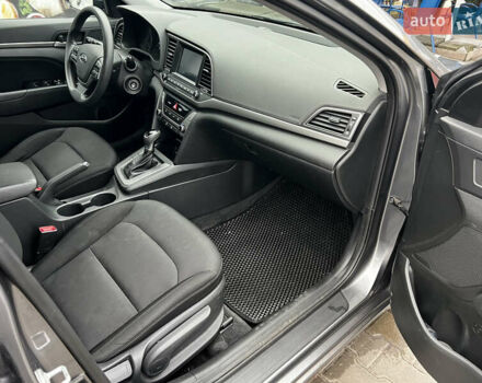 Сірий Хендай Елантра, об'ємом двигуна 2 л та пробігом 79 тис. км за 9900 $, фото 13 на Automoto.ua