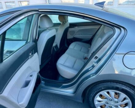 Сірий Хендай Елантра, об'ємом двигуна 2 л та пробігом 54 тис. км за 2600 $, фото 8 на Automoto.ua