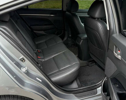 Серый Хендай Элантра, объемом двигателя 2 л и пробегом 132 тыс. км за 13500 $, фото 17 на Automoto.ua