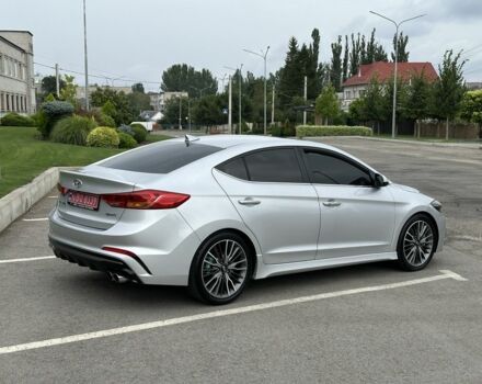 Сірий Хендай Елантра, об'ємом двигуна 1.6 л та пробігом 140 тис. км за 12200 $, фото 4 на Automoto.ua