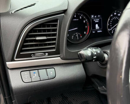 Серый Хендай Элантра, объемом двигателя 2 л и пробегом 132 тыс. км за 13500 $, фото 10 на Automoto.ua