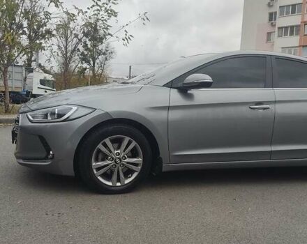 Сірий Хендай Елантра, об'ємом двигуна 2 л та пробігом 74 тис. км за 14700 $, фото 3 на Automoto.ua