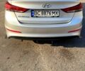 Сірий Хендай Елантра, об'ємом двигуна 2 л та пробігом 150 тис. км за 9500 $, фото 1 на Automoto.ua