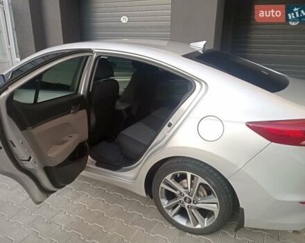 Серый Хендай Элантра, объемом двигателя 2 л и пробегом 160 тыс. км за 12100 $, фото 8 на Automoto.ua