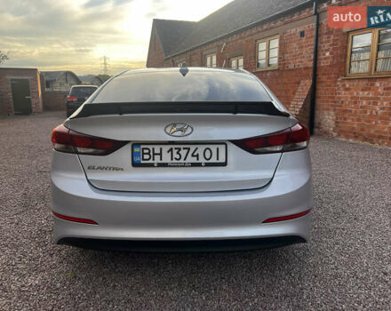 Сірий Хендай Елантра, об'ємом двигуна 2 л та пробігом 101 тис. км за 11900 $, фото 12 на Automoto.ua