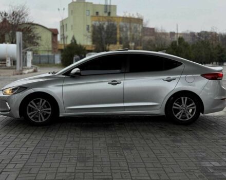 Серый Хендай Элантра, объемом двигателя 2 л и пробегом 156 тыс. км за 10699 $, фото 7 на Automoto.ua