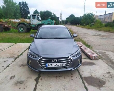 Серый Хендай Элантра, объемом двигателя 2 л и пробегом 170 тыс. км за 12000 $, фото 4 на Automoto.ua