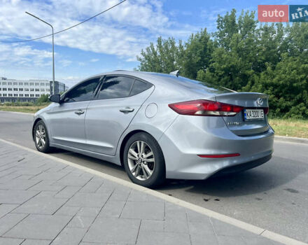 Серый Хендай Элантра, объемом двигателя 2 л и пробегом 169 тыс. км за 13300 $, фото 13 на Automoto.ua