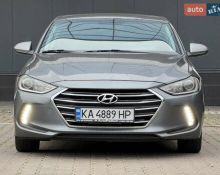 Сірий Хендай Елантра, об'ємом двигуна 2 л та пробігом 148 тис. км за 9900 $, фото 4 на Automoto.ua