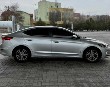 Серый Хендай Элантра, объемом двигателя 2 л и пробегом 156 тыс. км за 10699 $, фото 3 на Automoto.ua