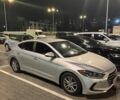 Сірий Хендай Елантра, об'ємом двигуна 2 л та пробігом 125 тис. км за 10500 $, фото 1 на Automoto.ua
