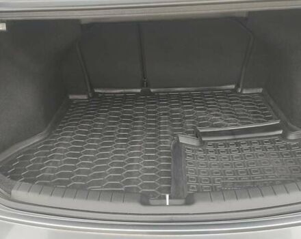 Сірий Хендай Елантра, об'ємом двигуна 2 л та пробігом 74 тис. км за 14700 $, фото 26 на Automoto.ua