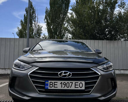Сірий Хендай Елантра, об'ємом двигуна 2 л та пробігом 230 тис. км за 10200 $, фото 2 на Automoto.ua