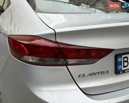 Серый Хендай Элантра, объемом двигателя 1.6 л и пробегом 47 тыс. км за 15800 $, фото 22 на Automoto.ua