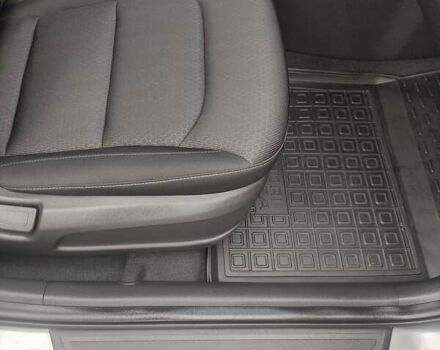 Сірий Хендай Елантра, об'ємом двигуна 2 л та пробігом 74 тис. км за 14700 $, фото 13 на Automoto.ua