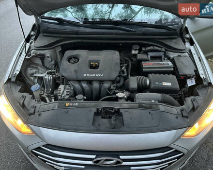 Серый Хендай Элантра, объемом двигателя 2 л и пробегом 161 тыс. км за 7300 $, фото 11 на Automoto.ua