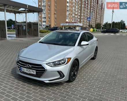 Сірий Хендай Елантра, об'ємом двигуна 2 л та пробігом 82 тис. км за 15500 $, фото 2 на Automoto.ua