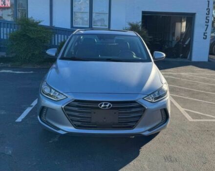 Сірий Хендай Елантра, об'ємом двигуна 2 л та пробігом 69 тис. км за 8000 $, фото 1 на Automoto.ua