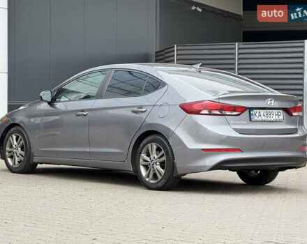 Сірий Хендай Елантра, об'ємом двигуна 2 л та пробігом 148 тис. км за 9900 $, фото 6 на Automoto.ua