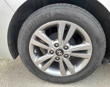 Серый Хендай Элантра, объемом двигателя 2 л и пробегом 69 тыс. км за 11500 $, фото 17 на Automoto.ua