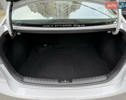 Серый Хендай Элантра, объемом двигателя 1.6 л и пробегом 47 тыс. км за 15800 $, фото 57 на Automoto.ua