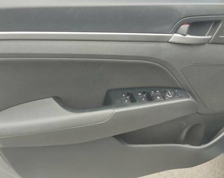 Сірий Хендай Елантра, об'ємом двигуна 2 л та пробігом 74 тис. км за 14700 $, фото 18 на Automoto.ua