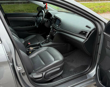 Серый Хендай Элантра, объемом двигателя 2 л и пробегом 132 тыс. км за 13500 $, фото 15 на Automoto.ua