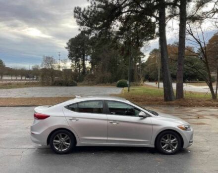 Серый Хендай Элантра, объемом двигателя 2 л и пробегом 54 тыс. км за 9700 $, фото 2 на Automoto.ua